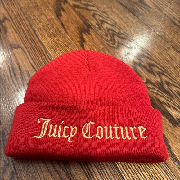 Juicy Couture YES OUI CAN Beanie NWOT - Picture 3 of 4